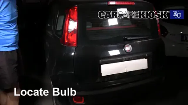 2016 Fiat Panda Pop 1.2L 4 Cyl. Éclairage Feu antibrouillard (remplacer l'ampoule)